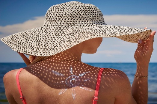 Consejos para mantener una piel suave durante el verano